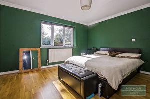 Photo 33- click for photo gallery